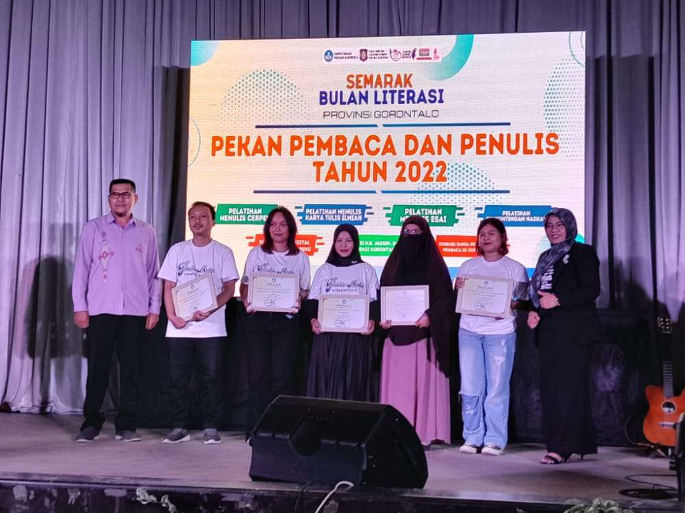 Bulan Literasi, Kantor Bahasa Gorontalo Cetak 15 Penulis Muda