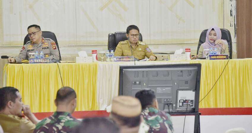 Pj Gubernur Hamka Hendra Noer Seriusi Vaksinasi, Kasus Aktif Covid Masih Ada, Vaksinasi Terus Digencarkan