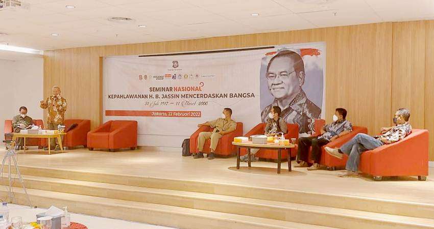 Belajar Sastra Tak Mungkin Lupa Jassin