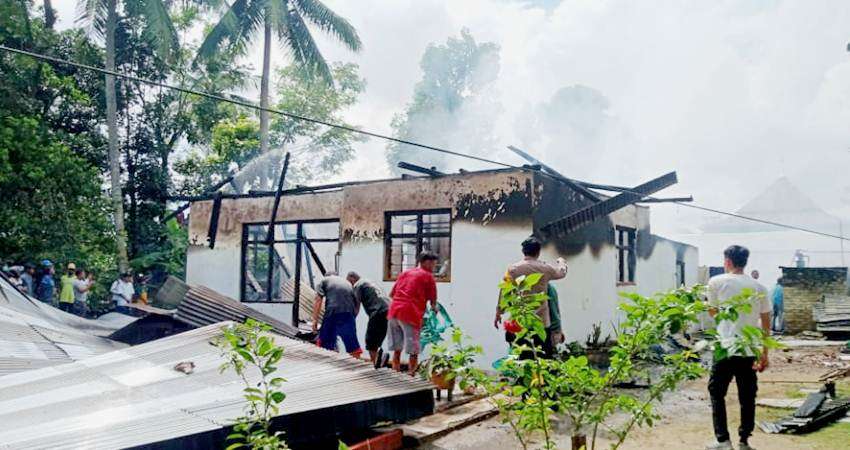 Satu Rumah di Paguyaman Hangus Terbakar