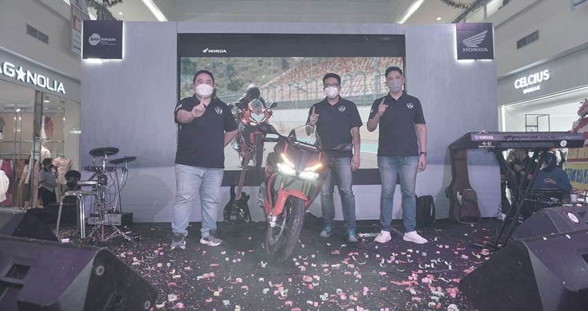 New CBR250RR Dilengkapi Fitur Berkelas, Bikin Pengendara Tambah Nyaman
