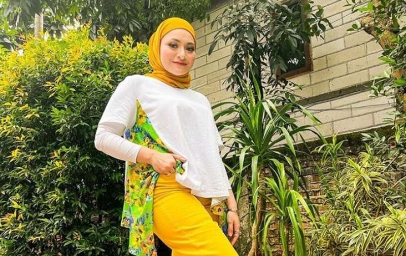 Nathalie Holscher dan Faris Makin Mesrah Aja