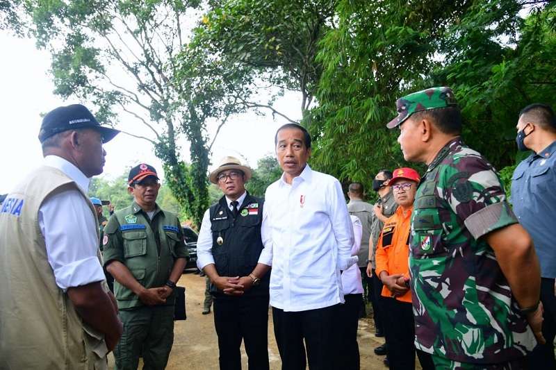 Jokowi Sampaikan Konsep Pembangunan Rumah di Cianjur Harus Antigempa