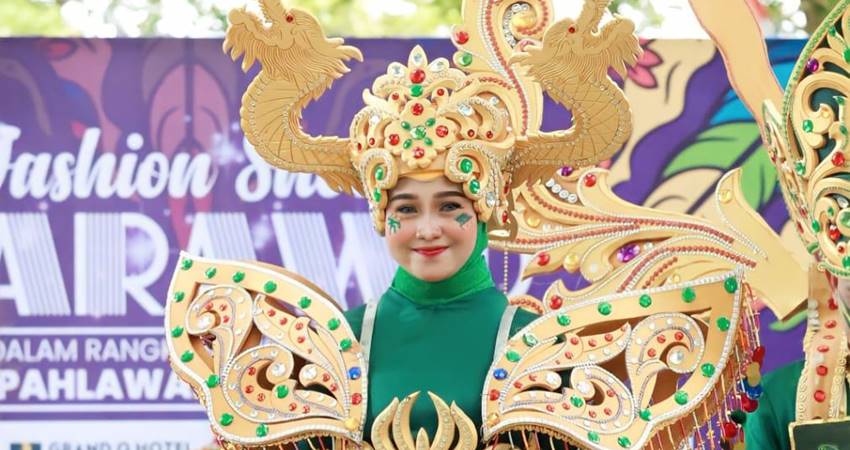 Fashion show karawo yang digelar di Kabupaten Bone Bolango baru-baru ini.