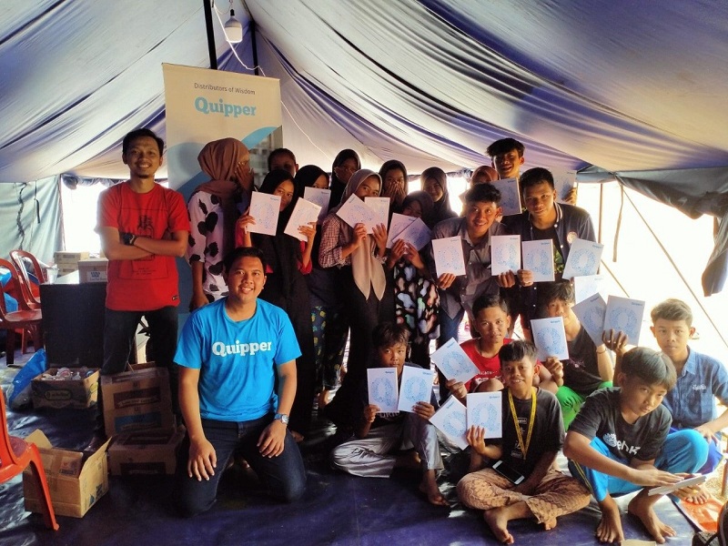 Quipper dan IOH Salurkan Bantuan Pendidikan kepada Korban Gempa Cianjur