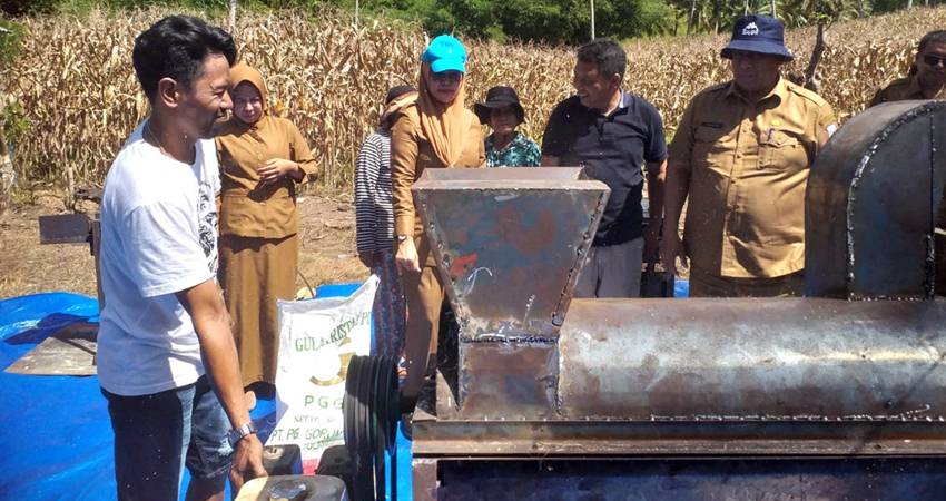 Warga Poduwoma Bikin Mesin Pengupas dan Pemipil Jagung