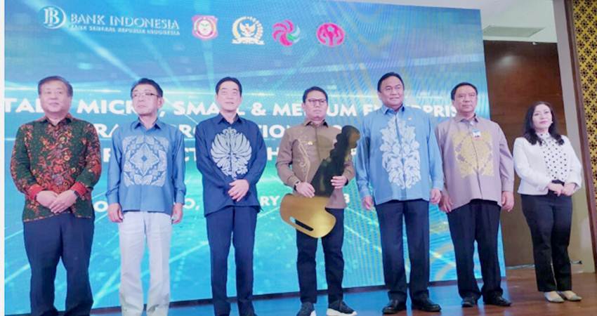 Kerja Sama Provinsi Gorontalo dan Prefektur Ehime, BI Promosikan UMKM, Pemprov Dapat Empat Ambulance