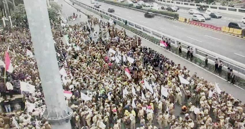 Giliran Perangkat Desa Demo di Jakarta, Tuntut Status Kepegawaian, Minta Masa Jabatan Hingga Usia 60 Tahun