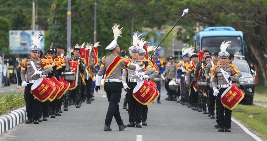 Atrasksi Drumb Band Polda Keren