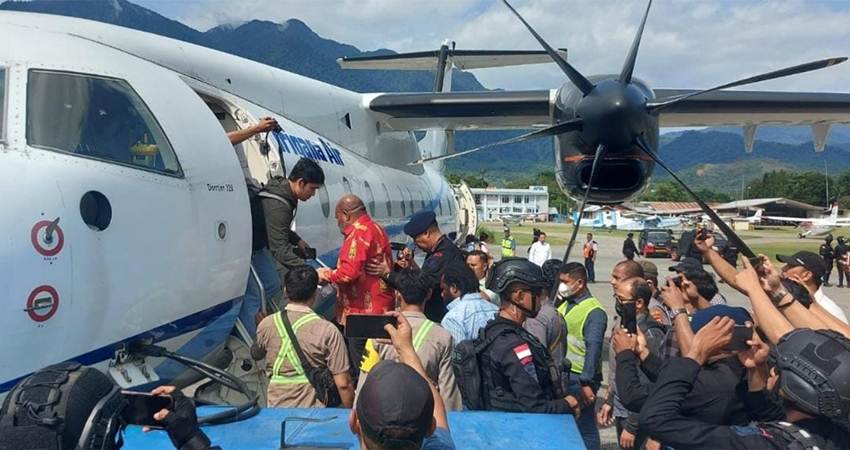 KPK Tangkap Gubernur Papua Lukas Enembe