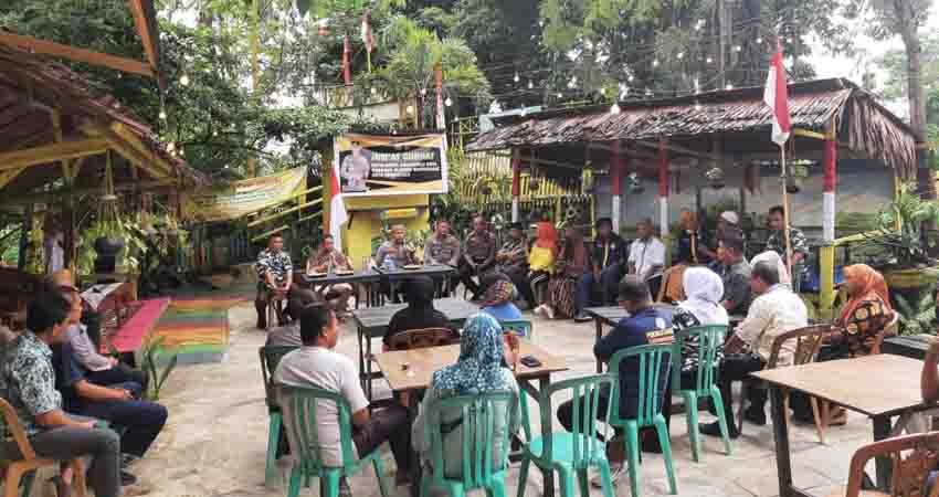 Miras, Judi Hingga Balap Liar Dikeluhkan Masyarakat saat Jumat Curhat