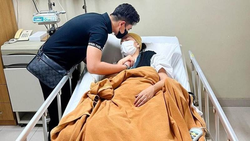 Sambil Menangis, Venna Melinda Minta Bantuan Hotman Paris