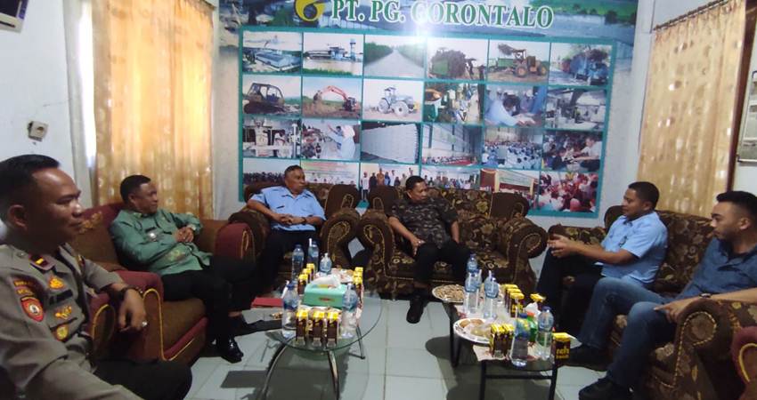 Penutupan Akses Jalan Pabrik Gula, Bupati Gorontalo Turun Tangan