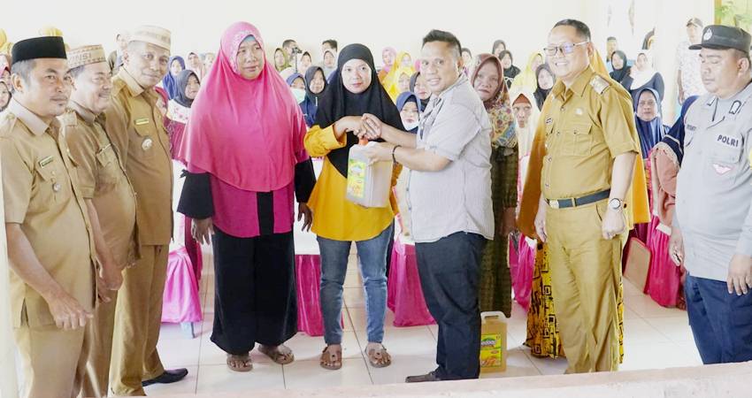 Dampingi Penyaluran Bantuan di Monano-Anggrek, Lukum Apresiasi Respon Cepat Pemda Gorut