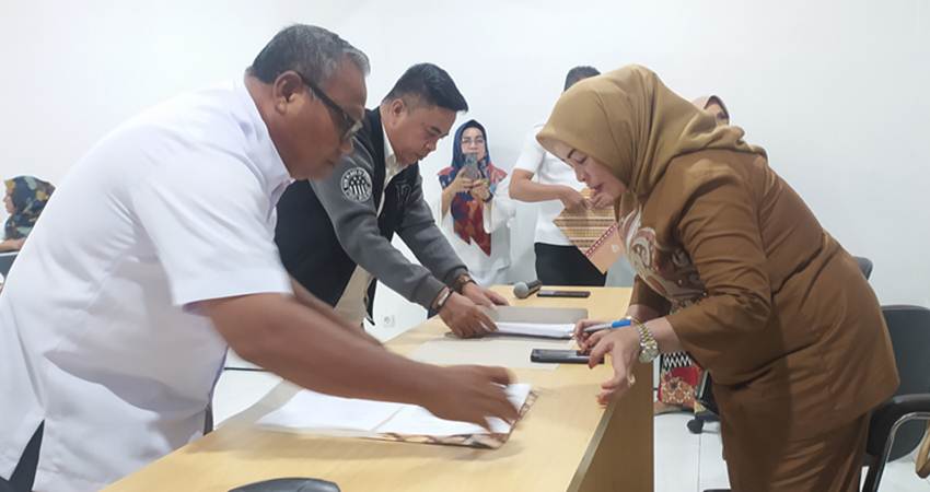 Penandatangan Perjanjian Kinerja, Setwan Terapkan Pola Kerja Terukur dan Terarah