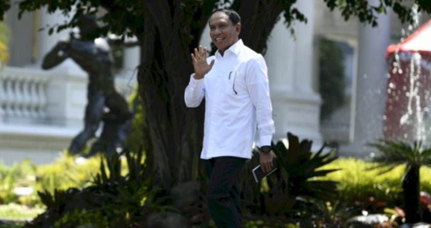 Politisi Partai Golkar, Zainudin Amali jadi Menpora. (Antara Foto/Puspa Perwitasari)