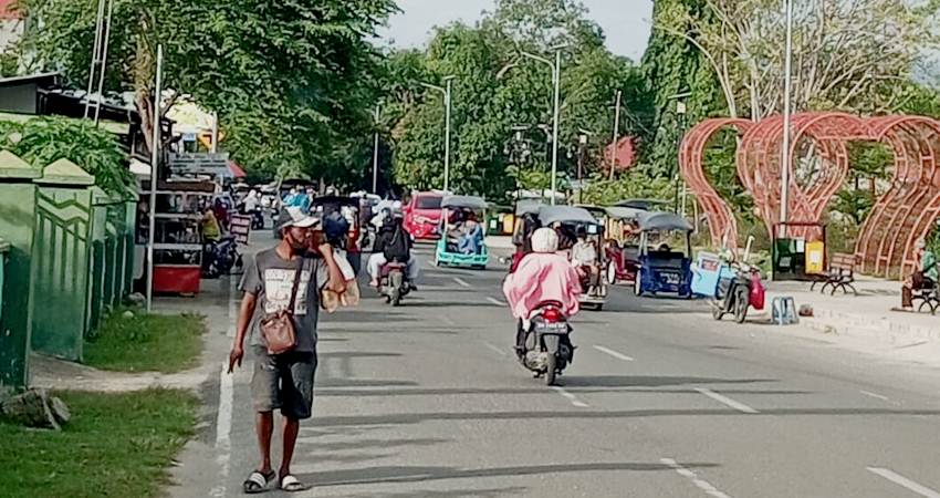 Kawasan Taman Kuliner Kalimadu Rawan Macet