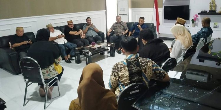 Kunjungan Komisi I Deprov Gorontalo ke Dinas PTSP Provinsi Gorontalo, akhir pekan lalu. (Humas)