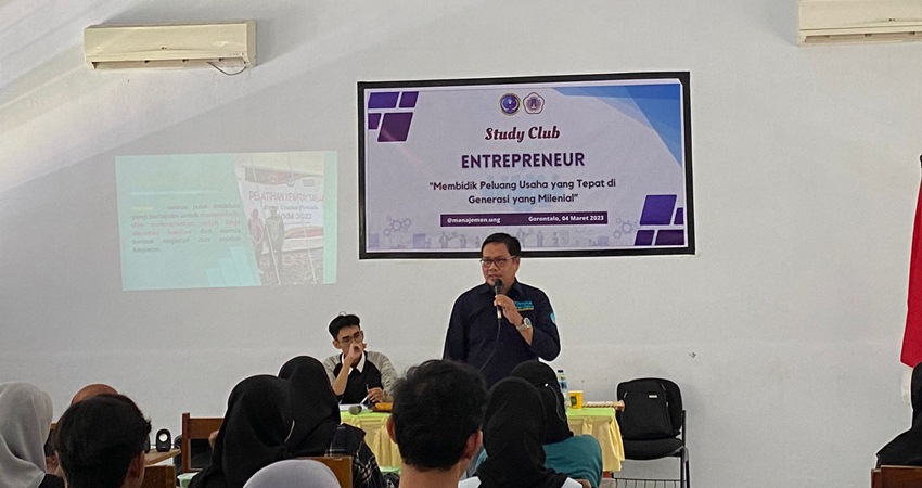 Pelaksanaan study club enterpreneur dengan pemateri Dr. Idris Yanto Niode S.Pd., MM. (foto : istimewa)