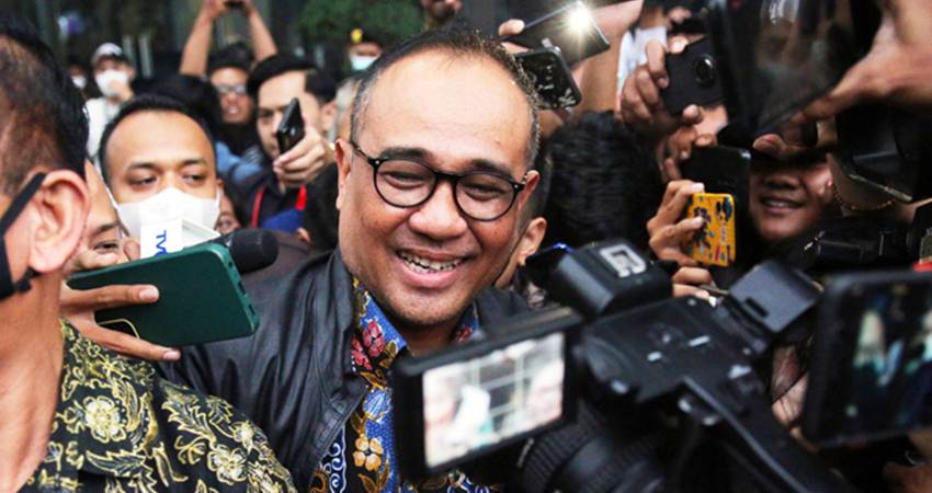PPATK Blokir Rekening Rafael Alun dan Sekeluarga, Transaksinya Mencapai Rp 500 M!