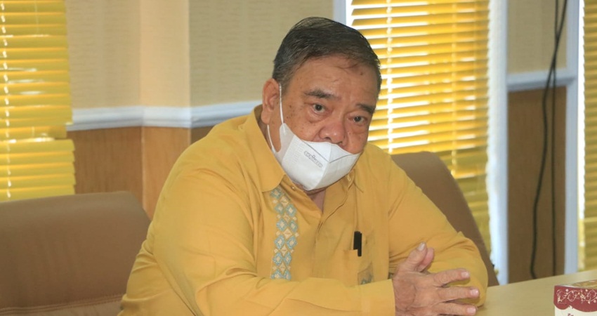 Pertemuan Pansus LKPJ Gubernur 2022 dengan direksi rumah sakit provinsi Hasri Ainun Habibie, akhir pekan lalu. (Humas)