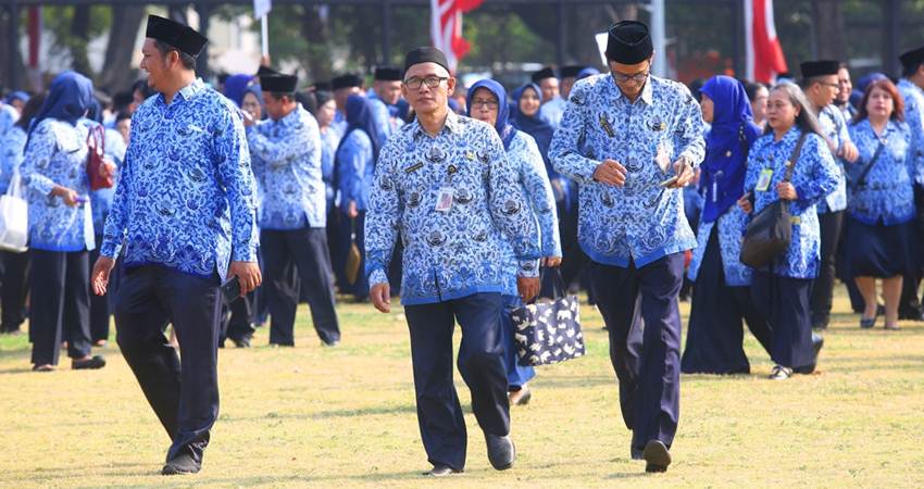 Penempatan 3.043 pelamar P1 pada seleksi PPPK Guru 2022 dibatalkan. Ilustrasi Foto: Ricardo/JPNN.com