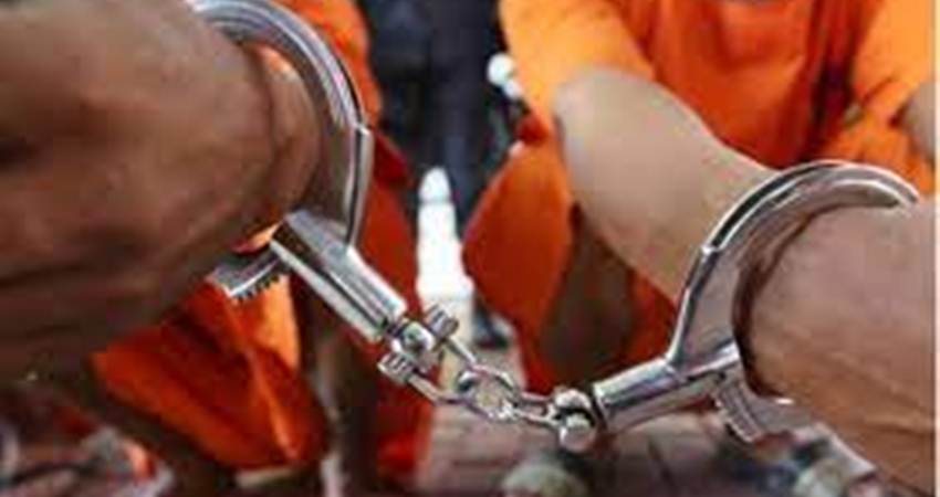 Kasus perampokan di ATM yang berada di Jalan Tanjung Datuk, Kelurahan Pesisir, Kecamatan Limapuluh, Kota Pekanbaru terungkap, dua anggota TNI diamankan. Ilustrasi