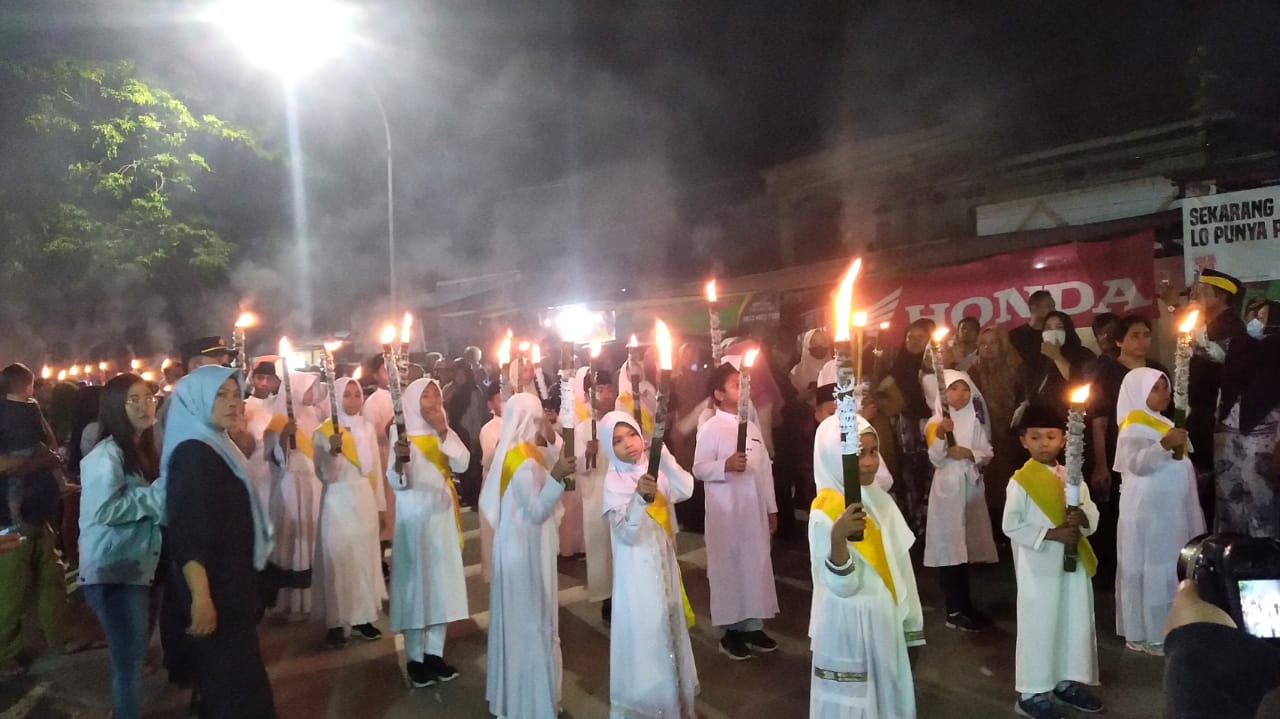 Sambut Nuzul Quran, Pemuda Molosifat W Meriahkan dengan 1444 Obor