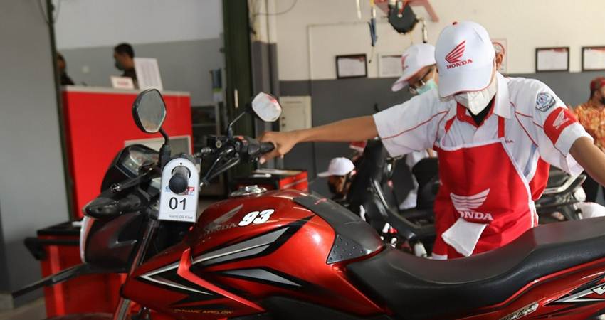 Agar Performa Motor Honda Tetap Prima, Caranya Servis Berkala di AHASS 
