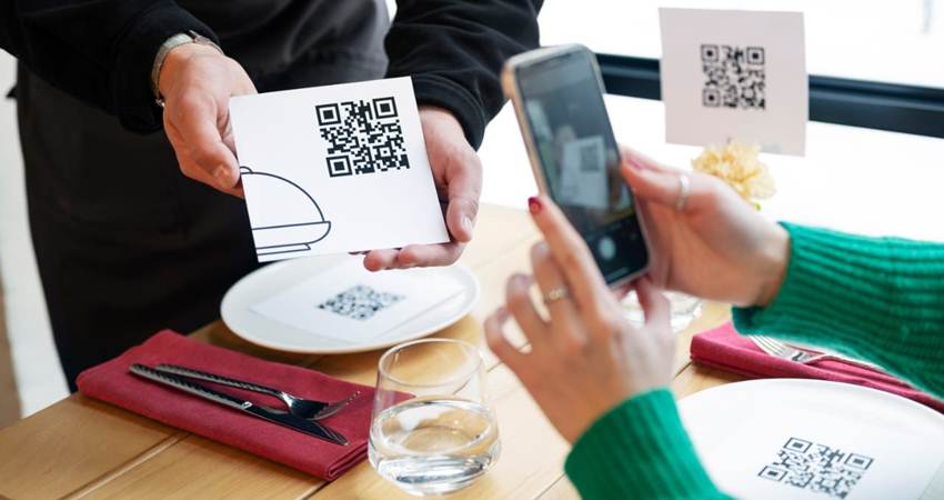 Ilustrasi gambar QRIS foto : freepik.com