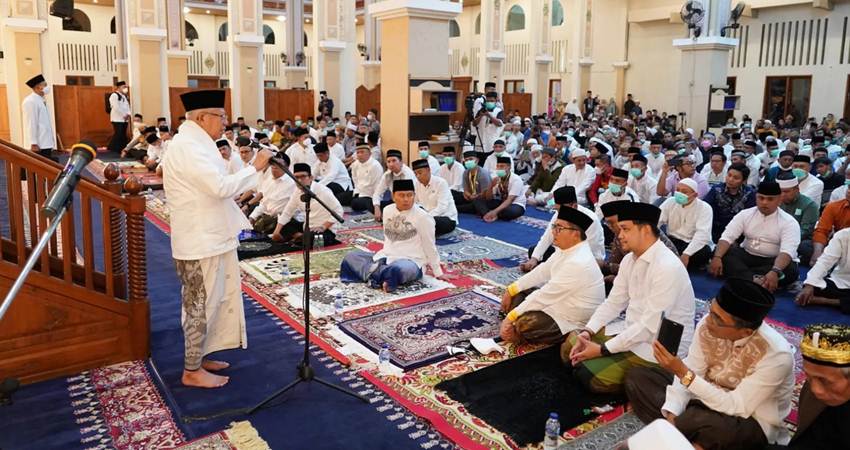 Tausiyah di Masjid Baiturrahim Gorontalo, Wapres Ma’ruf Ajak Muslim Raih Lailatulqadar