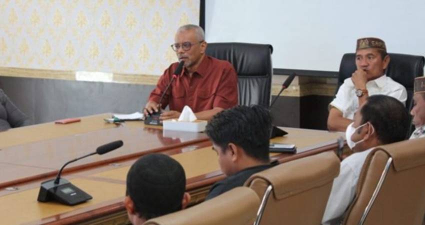 Jawab Tuntutan Penambang Lokal, PT. Merdeka Copper Gold Mulai Realisasikan Pembayaran Proposal