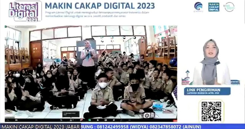 Kementerian Komunikasi dan Informatika (Kemenkominfo) RI bersama Gerakan Nasional Literasi Digital (GNLD) Siberkreasi memberikan edukasi di 153 Sekolah Dasar di Kota Bogor, Provinsi Jawa Barat. Kegiatan ini berlangsung pada Selasa (4/4). Foto: Tangkapan layar kegiatan Gerakan Nasional Literasi Digital (GNLD) di Zoom/JPNN.com