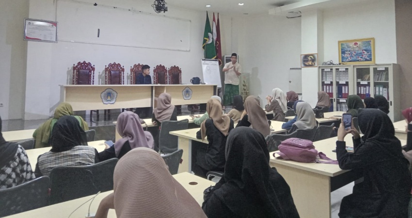 Hmj manajemen pendidikan dan LDF Al-Irsyad pada kajian keilmuan. Foto : Istimewa