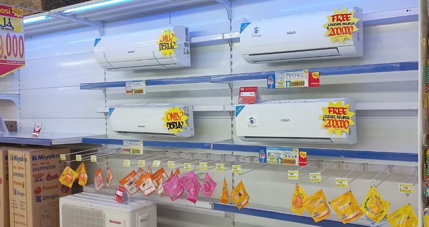 AC yang dijual di salah satu pusat perbelanjaan di Kota Gorontalo. (Foto Atika)