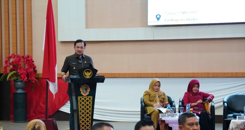 Wakil Wali Kota Gorontalo, Ryan F. Kono ketika memberikan sambutan pada kegiatan Verifikasi Lapangan Secara Hybrid (VLH) evaluasi KLA Kota Gorontalo yang diselenggarakan Kementerian Pemberdayaan Perempuan dan Perlindungan Anak RI, Selasa (23/5/2023). (Foto: Prokopim)