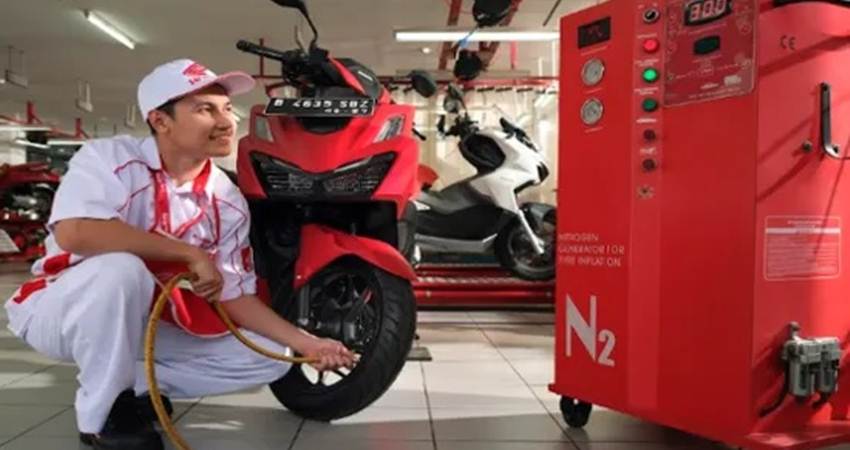 Agar Ban Motor Tetap Prima, Berikut Tips dari Honda 