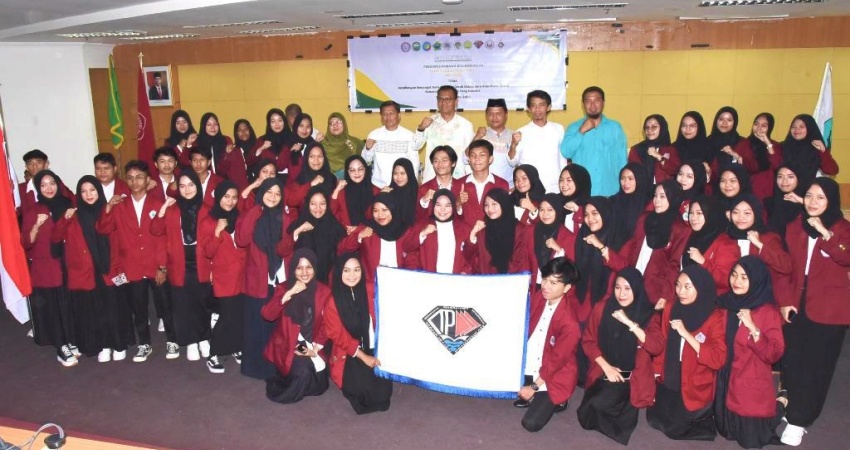Pelantikan pengurus organisasi kemahasiswaan Fakultas Ilmu Pendidikan, Universitas Negeri Gorontalo. (Foto: Istimewa)