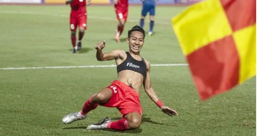Beckham Putra selebrasi usai mencetak gol ke gawang Thailand pada final sepak bola SEA Games 2023 di National Olympic Stadium, Kamboja, Selasa (16/5). (foto : antara/muhamad adimaja)