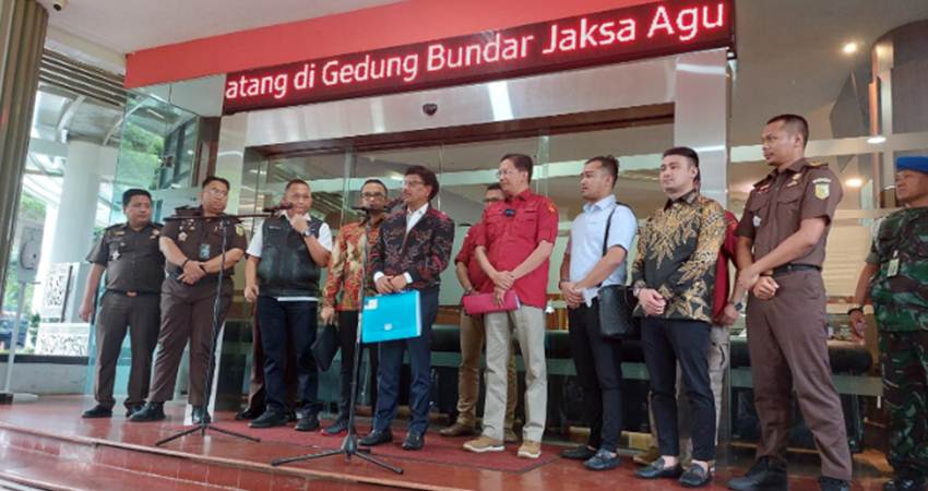 Kasus BTS, Kejaksaan Tak Ragu Jerat Menkominfo Johnny Plate