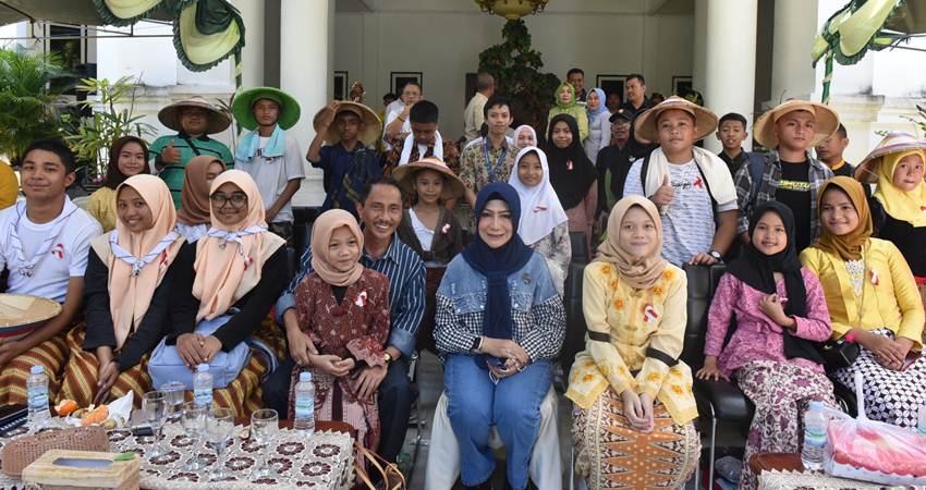 Bersama Forum Anak For Hulondalo Rayakan HAN ke-39