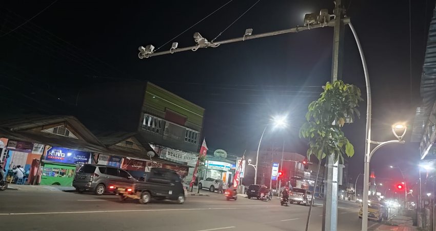 Kamera ETLE yang dipasang di simpang empat Jalan Jhon Aryo Katili, Kota Gorontalo,
