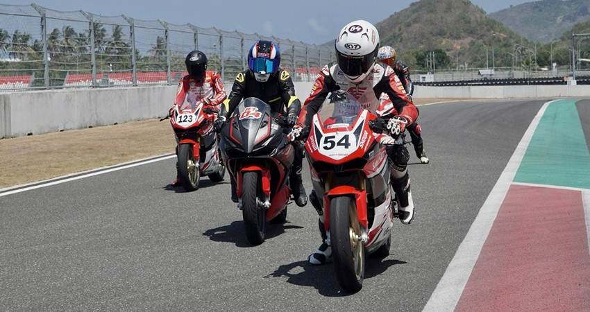 Komunitas Honda Buktikan Performa Tinggi Motor Juara CBR250RR di Sirkuit Mandalika 