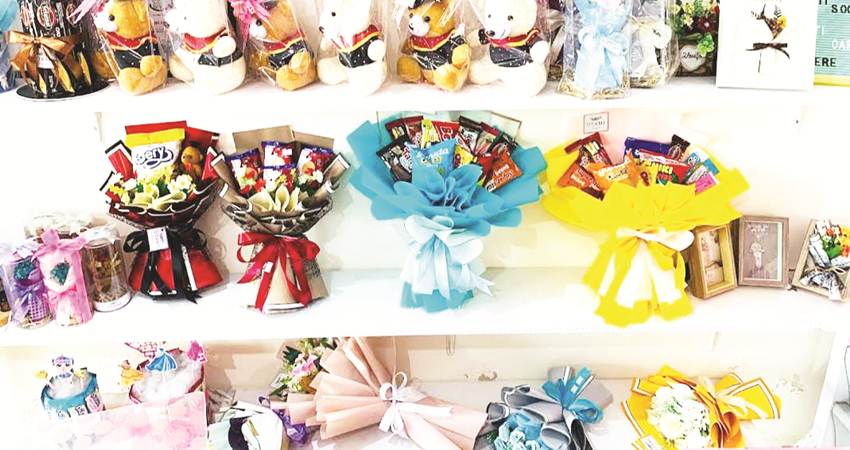 Berbagai macam buket yang dijual pelaku usaha