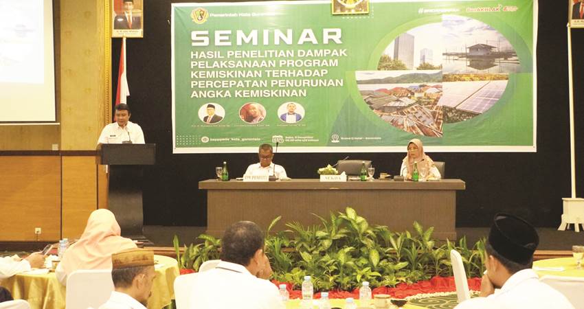 Suasana pelaksanaan kegiatan seminar hasil penelitian dampak pelaksanaan program kemiskinan terhadap percepatan penurunan angka kemiskinan, Rabu (6/12/2023). (Foto: Prokopim)