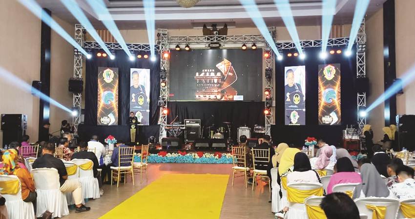 Suasana pembukaan KIM Award 2023, Ahad (3/12/2023). (Foto: Rendi Wardani Fathan/Gorontalo Post)