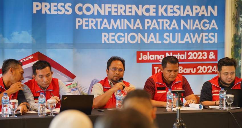 Konferensi pers kesiapan Satgas Nataru Pertamina Patra Niaga Regional Sulawesi di Kota Manado, Jumat (15/12).
