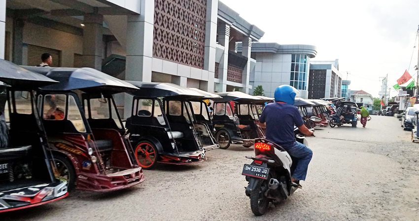 Salah satu lahan parkir di Pasar Sentral Kota Gorontalo, Ahad (28/1/2024)