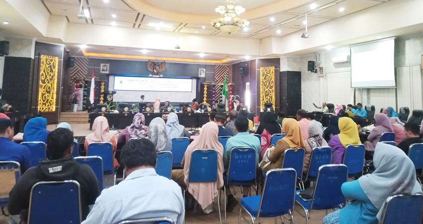 RDP Komisi A DPRD Kota Gorontalo bersama Pemerintah Kota Gorontalo, di Aula 1 Dekot, Senin (22/1/2024). (F. Diyanti/Gorontalo Post)