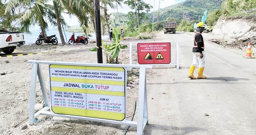 Penutupan sementara ruas jalan akses Kota Gorontalo dan Taludaa yang akan dilakukan Preservasi atau pelebaran tahun ini. Masyarakat yang hendak melintasi jalan tersebut hendaknya melihat jadwal yang sudah disampaikan lewat pemberitaan ini maupun pengumuman yang ada di lokasi proyek.